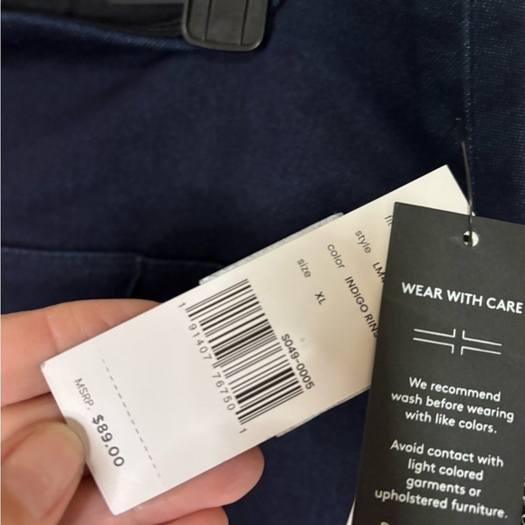 New with tags, womens size XL Liverpool brand flare stretchy pants, #K1006 - Picture 4 of 6